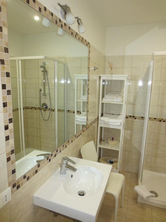 B&B Five Рим Екстер'єр фото