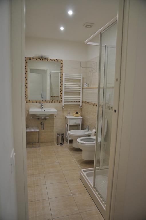 B&B Five Рим Екстер'єр фото