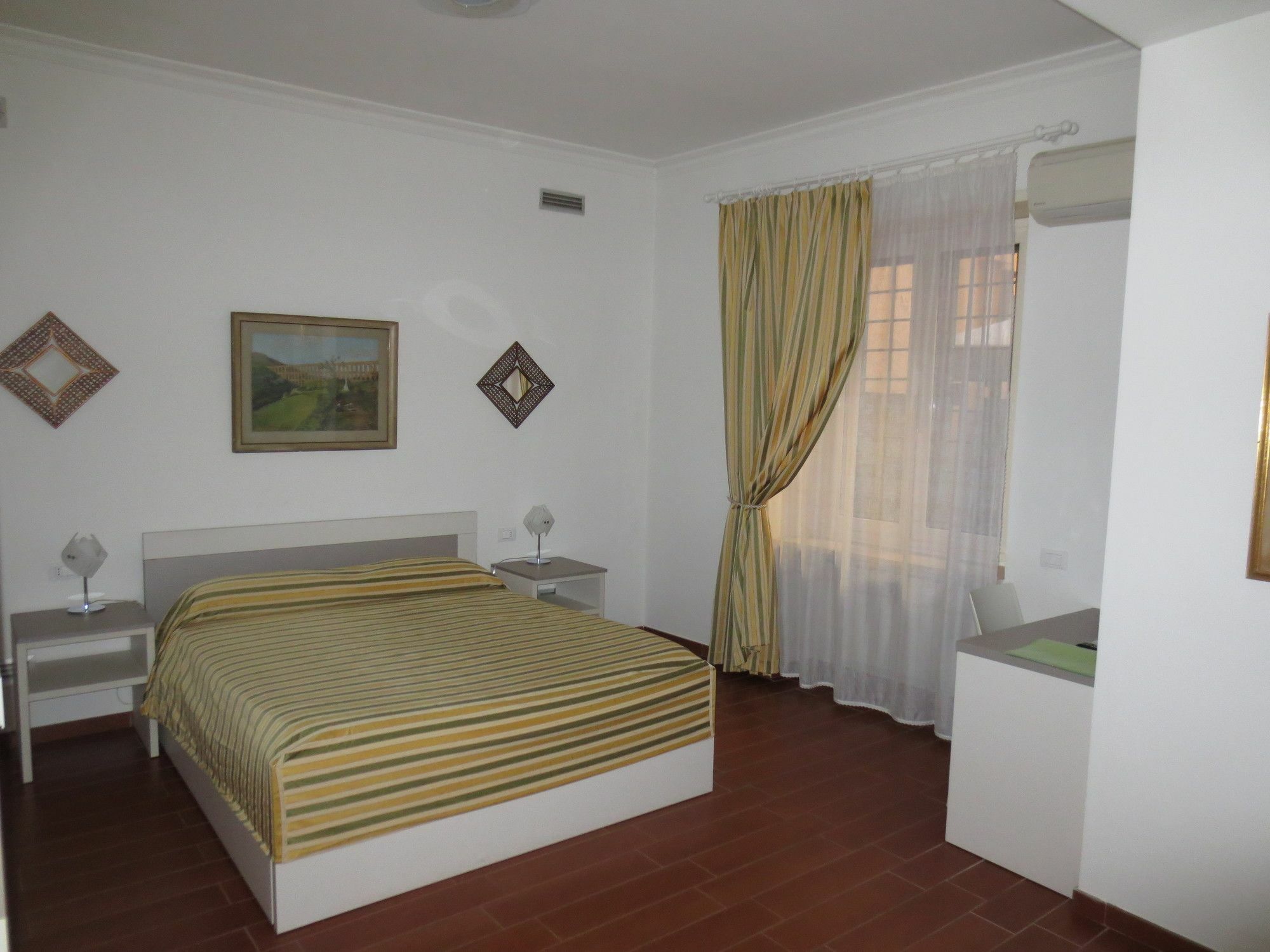 B&B Five Рим Екстер'єр фото